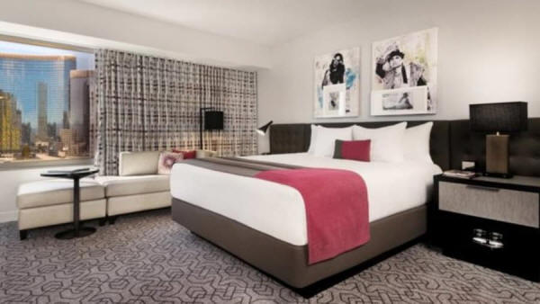 Planet Hollywood Ultra Hip Fountain View Room